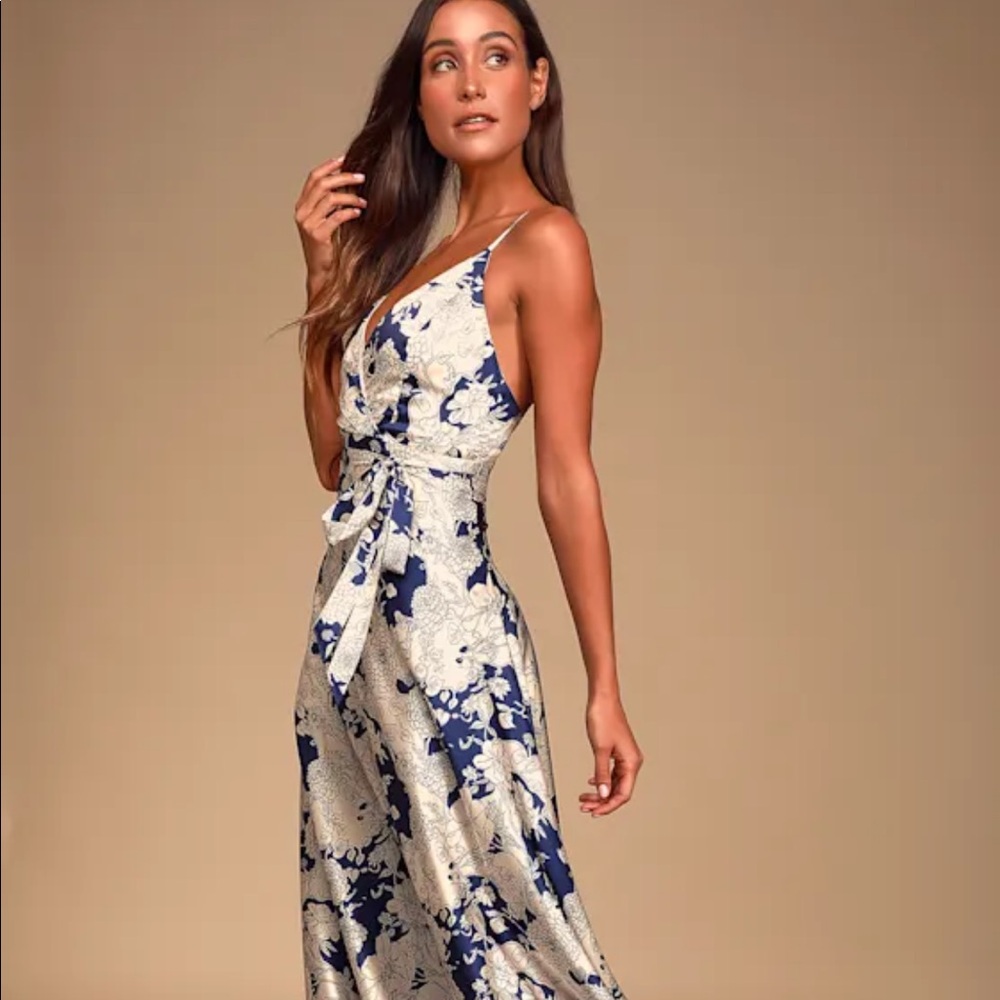 LuLus Tea Garden Floral Satin Maxi Dress